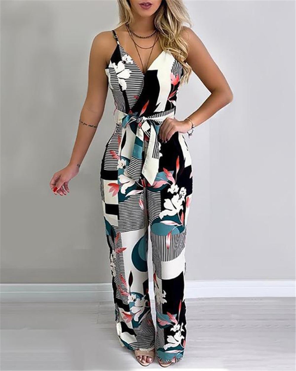 Printed jumpsuit suspended wide-leg jumpsuit